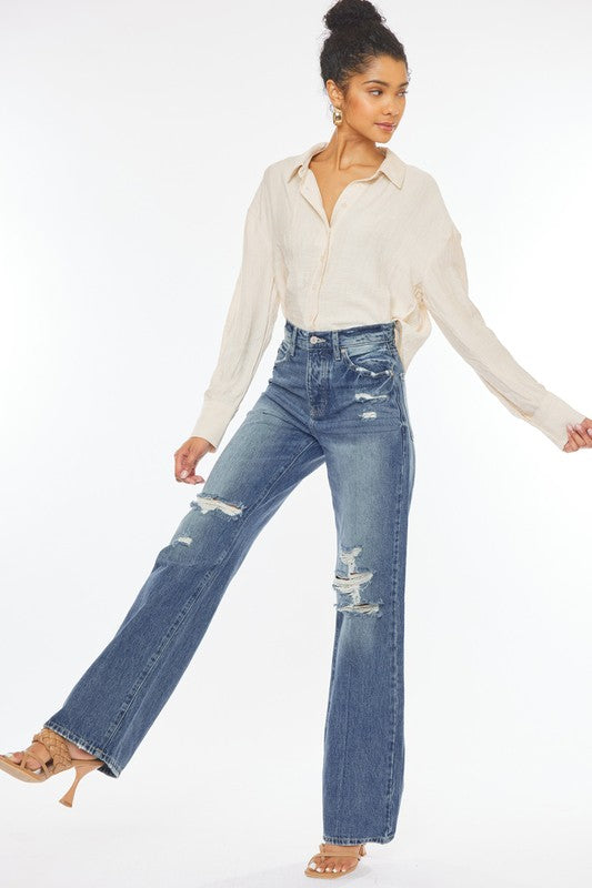 Kelly Ultra High-Rise Distressed 90s Flare