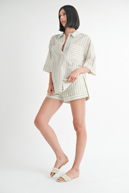 Stripped Shorts with Waist Tie